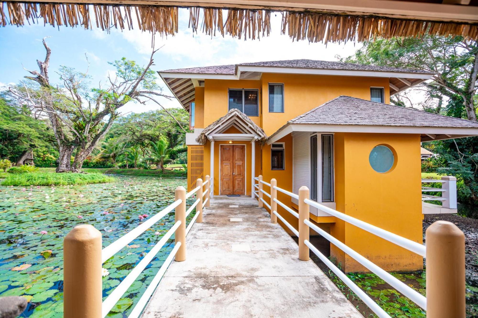 Koro Sun Resort & Rainforest Spa Савусаву Экстерьер фото