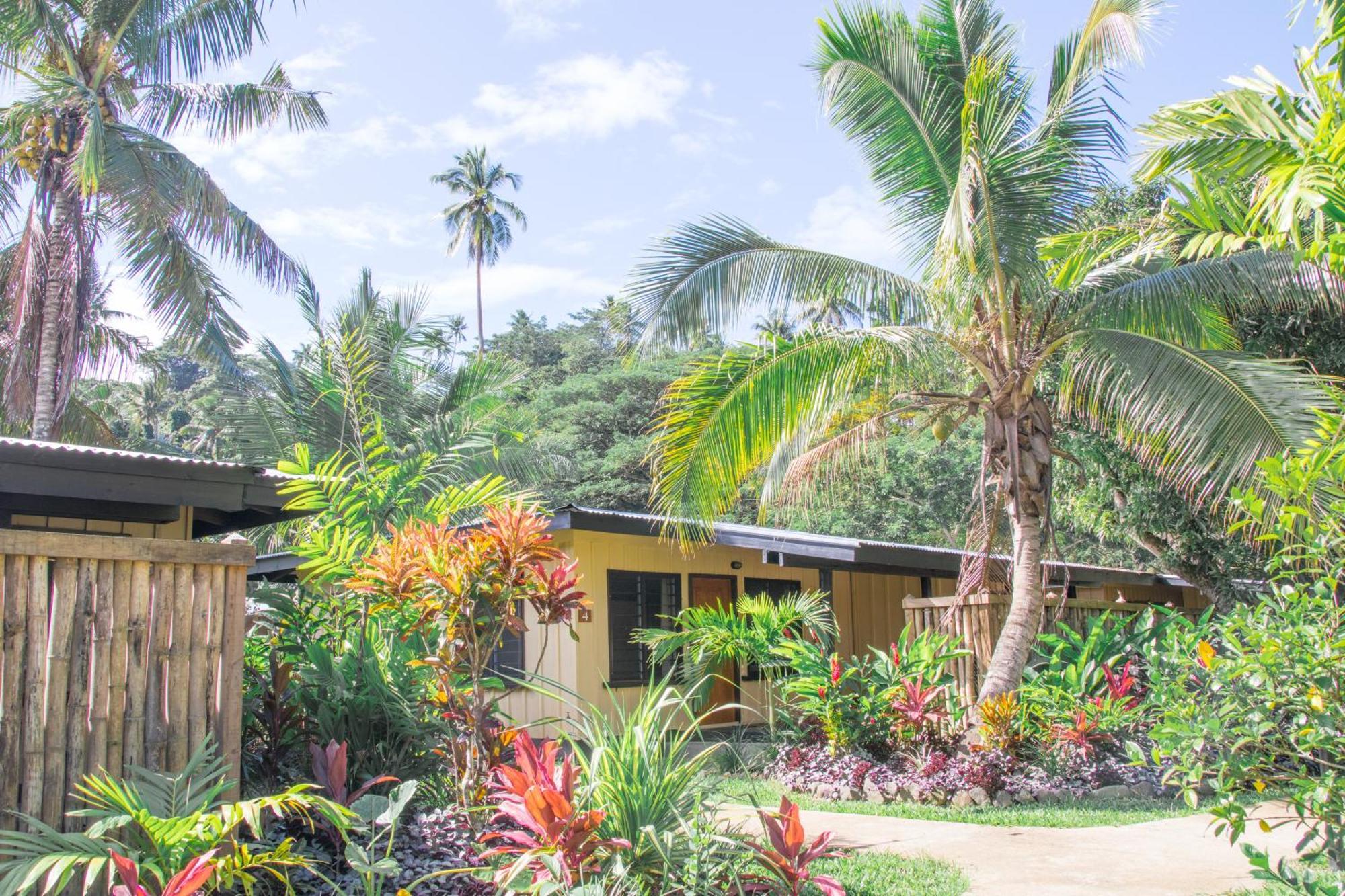 Koro Sun Resort & Rainforest Spa Савусаву Экстерьер фото