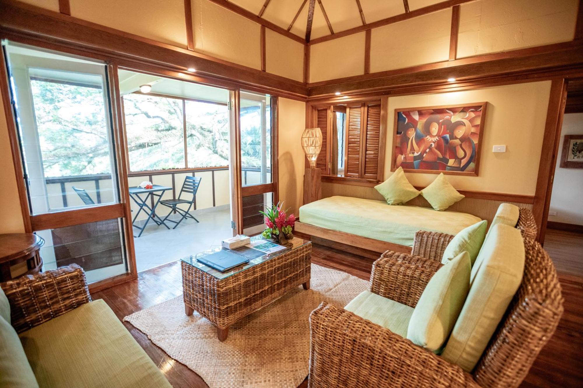 Koro Sun Resort & Rainforest Spa Савусаву Экстерьер фото
