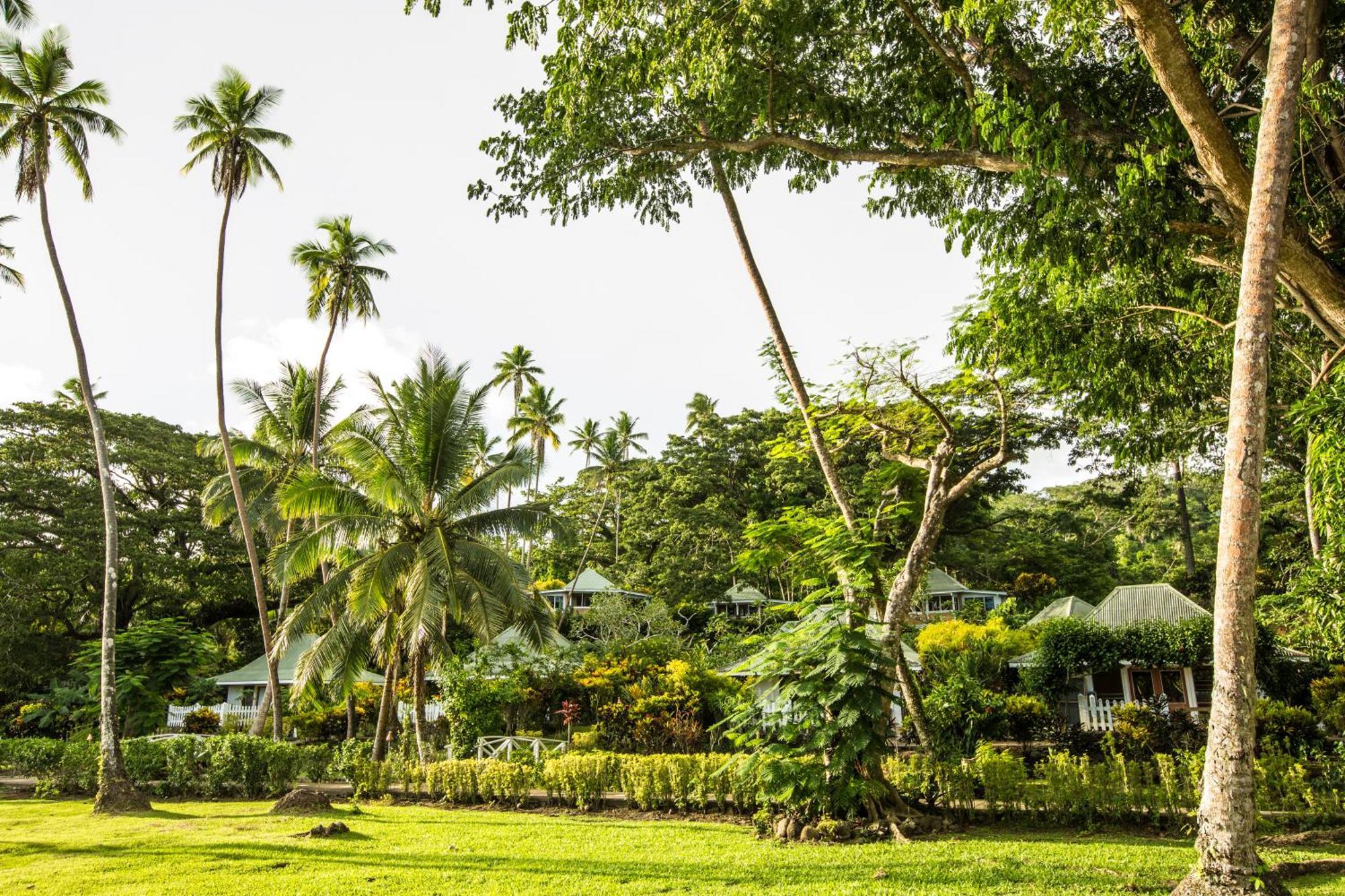 Koro Sun Resort & Rainforest Spa Савусаву Экстерьер фото