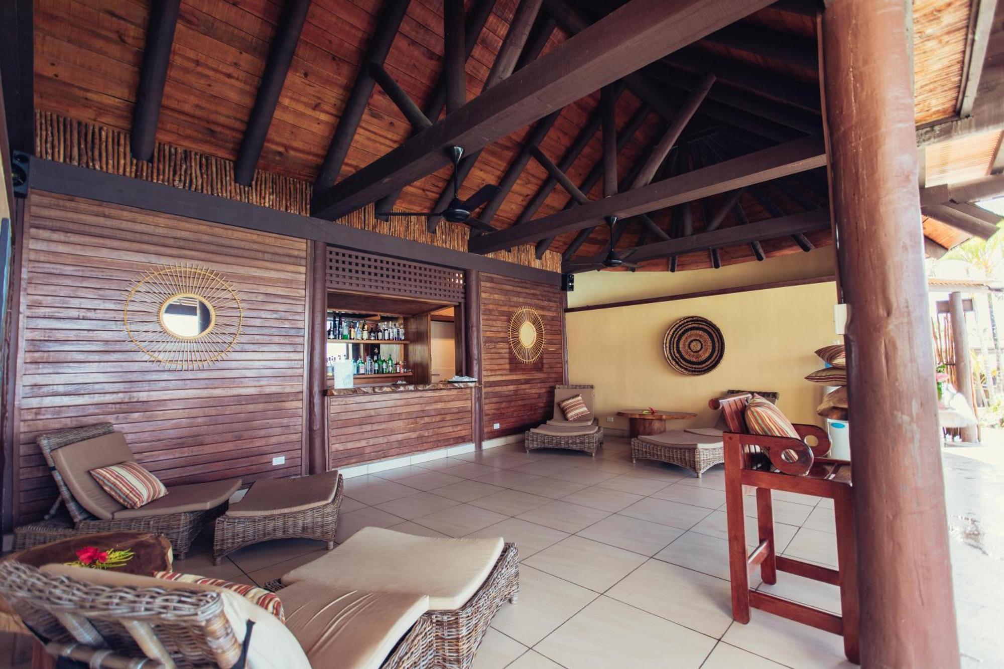Koro Sun Resort & Rainforest Spa Савусаву Экстерьер фото